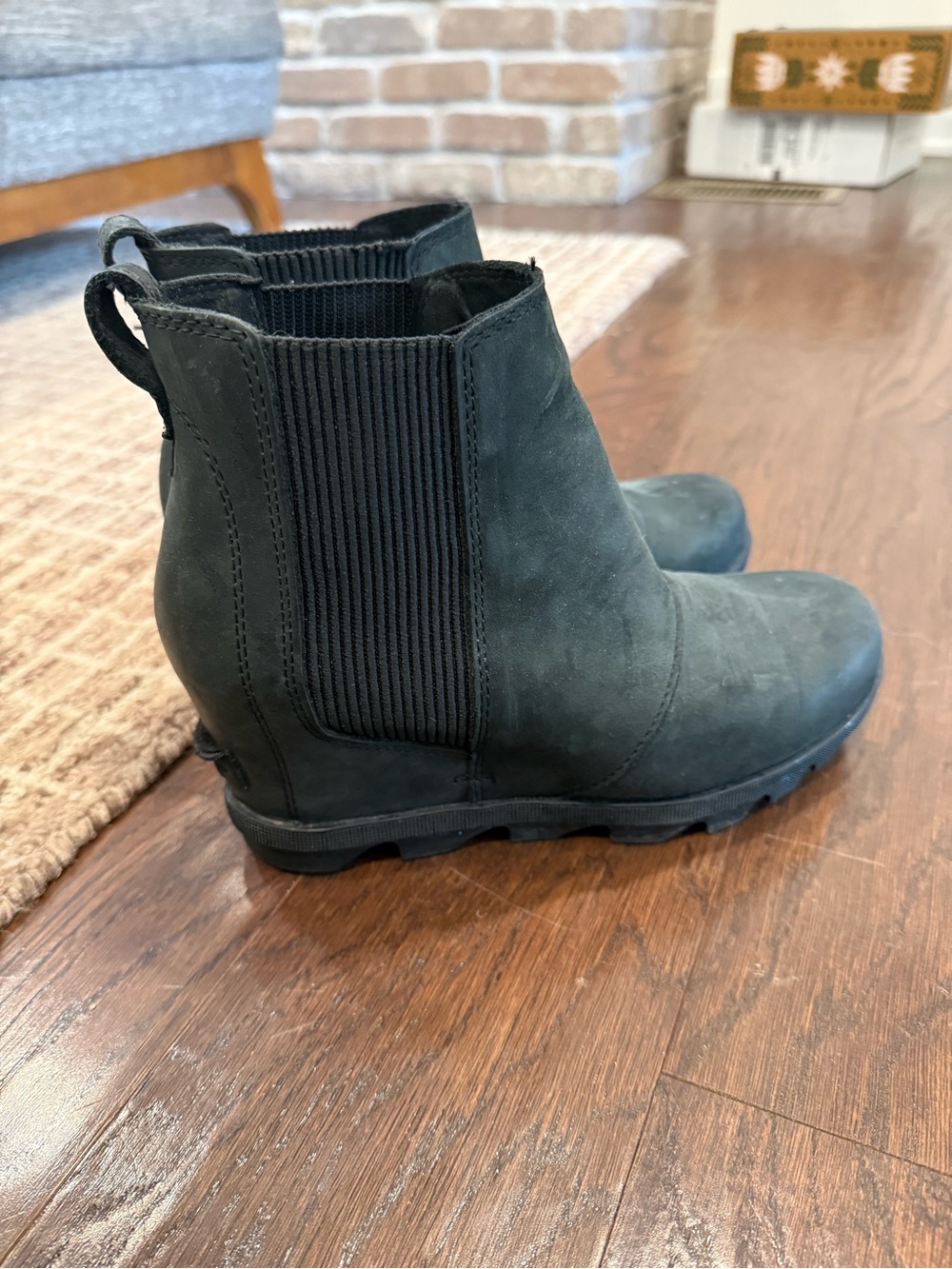 Black Women's Sorel Chelsea Ankle Boots - Comfort Slip-On